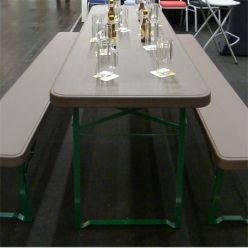 Mesa y banco plegables German