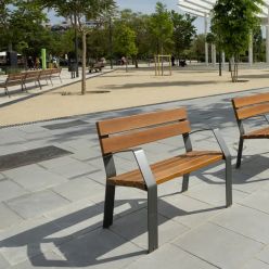 Banco urbano Lin Wood de madera y acero