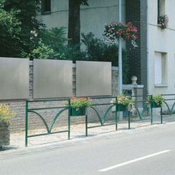 Cartelera electoral de acero mural