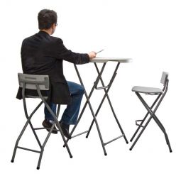 Mesa para aperitivos o cocktails