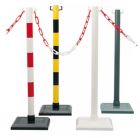 Postes delimitadores y señalizadores de PVC con base