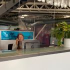 Pantalla protectora suspendida