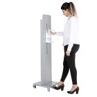 Dispensador con pedal, ruedas y altura regulable Child