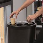 Papelera y recolector de vasos