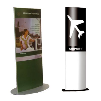 Tótem para interior o exterior doble cara Curvo