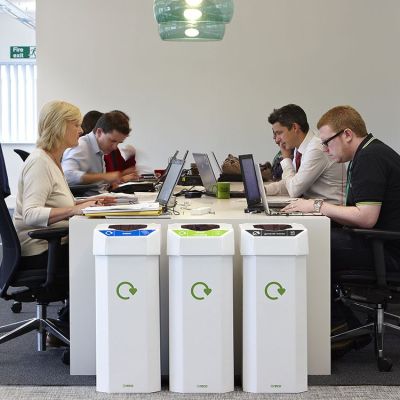 Papelera de cartón para el reciclaje Dcombin 60 litros