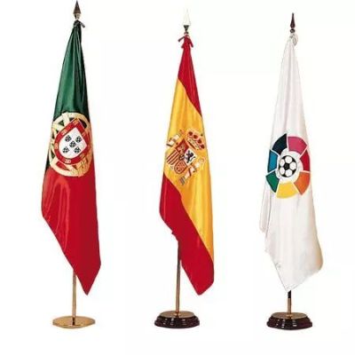 Banderas bordadas