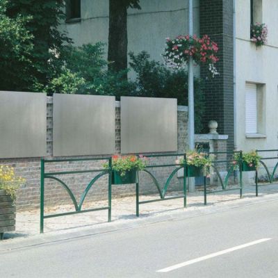 Cartelera electoral de acero mural