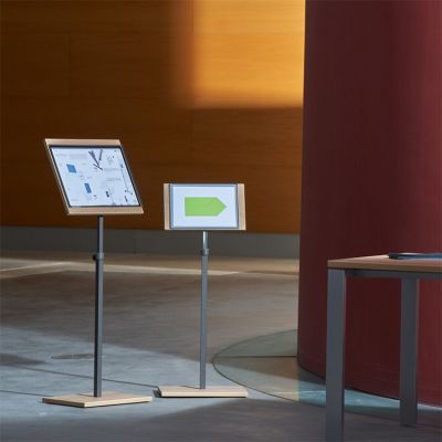 Expositor de pie para menús