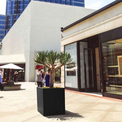 Jardinera metálica Lei