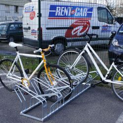 Aparca bicicletas Breda