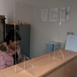 Mamparas de protección Wall plexiglas