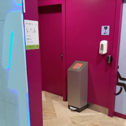 Papelera Clear con pedal 60 litros