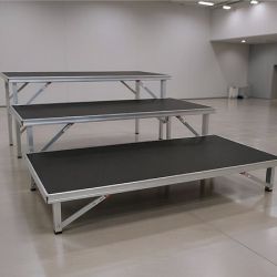 Escenario plegable antideslizante Optimo